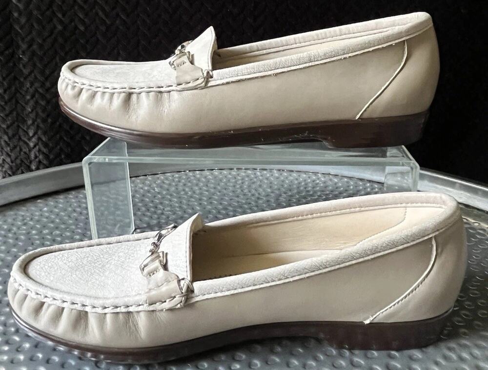 Women's SAS Metro Horsebit Beige/Greige Slip On Loafer Tripad Comfort Shoes 10N